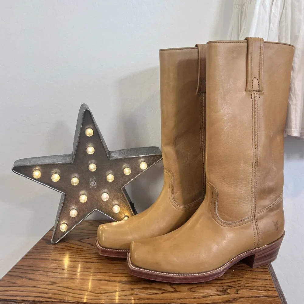 BANANA FRYE BOOTS BRAND NEW - Picture 8 of 10